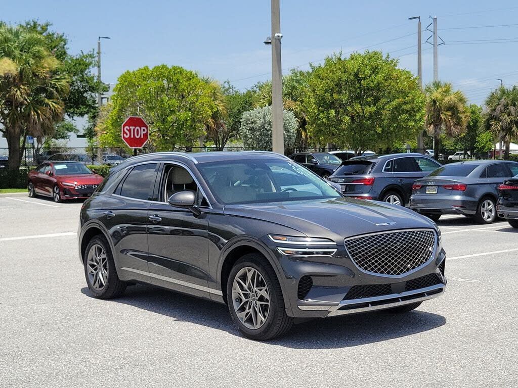 2025 GENESIS GV70