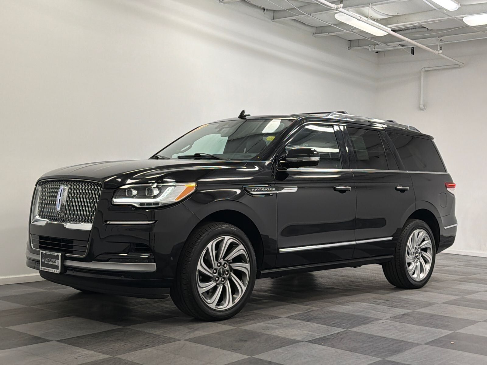 2022 LINCOLN Navigator