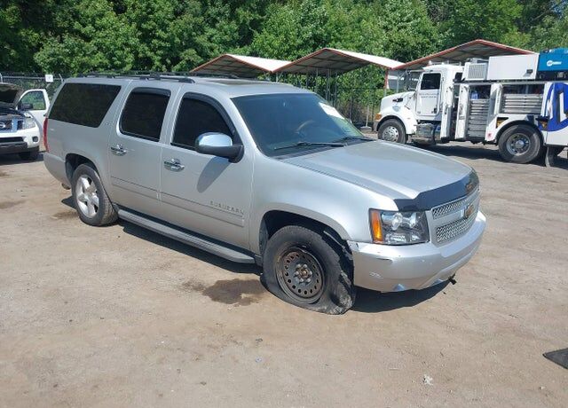 2011 CHEVROLET Suburban