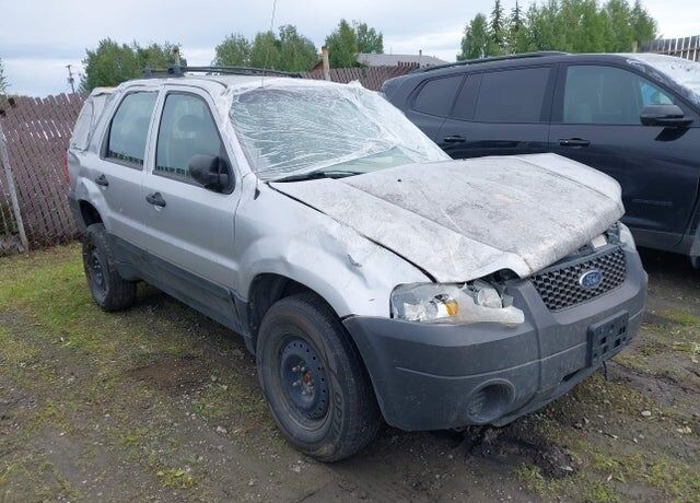 2005 FORD Escape
