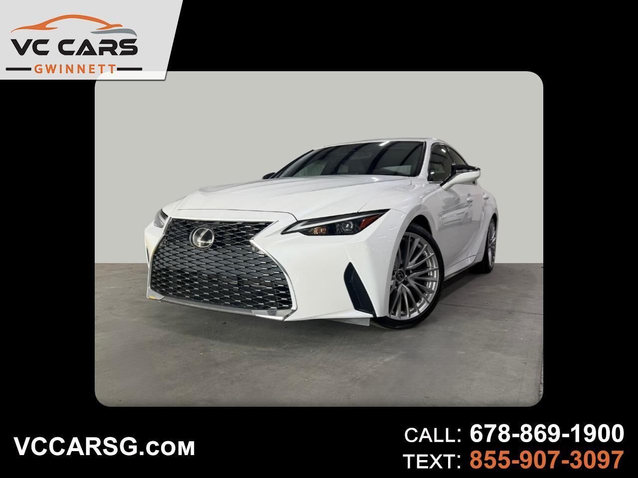 2022 LEXUS IS
