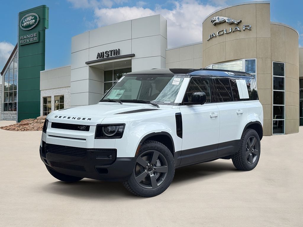 2026 LAND ROVER Defender