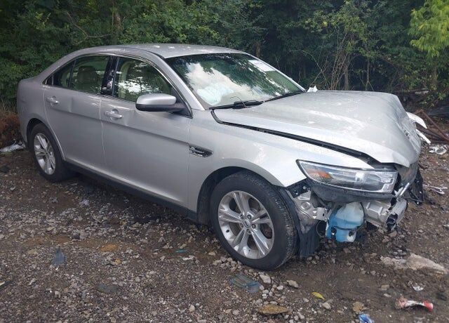 2017 FORD Taurus