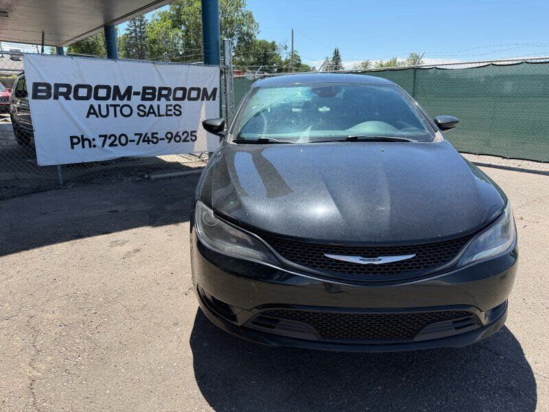 2016 CHRYSLER 200