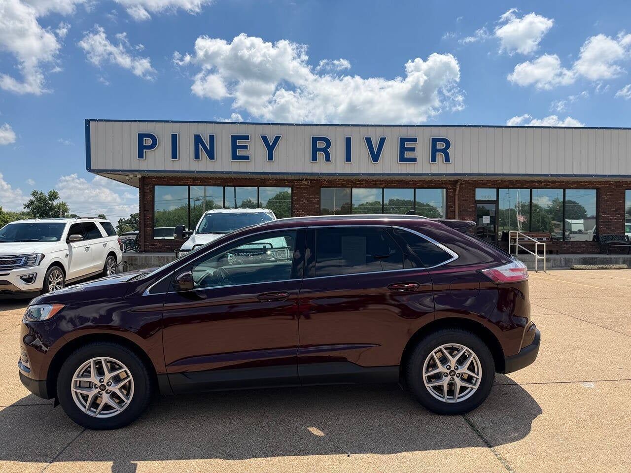 2023 FORD Edge