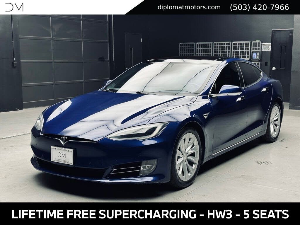 2016 TESLA Model S