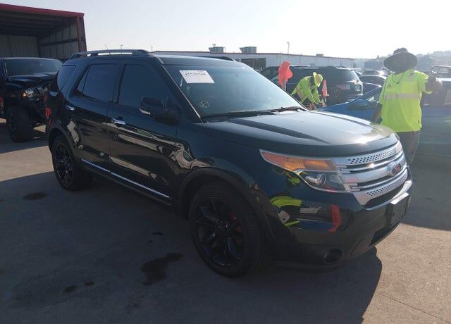 2014 FORD Explorer