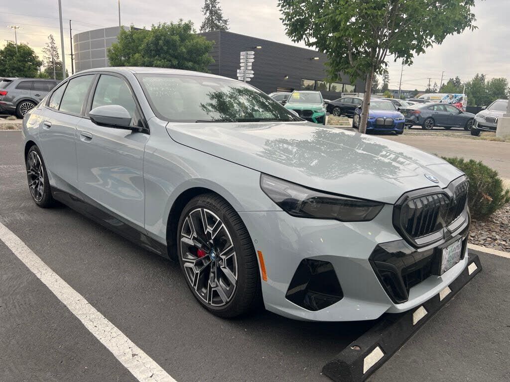 2025 BMW i5