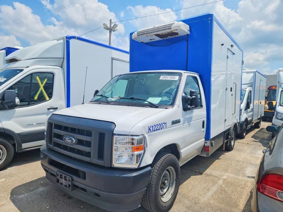 2023 FORD E-350