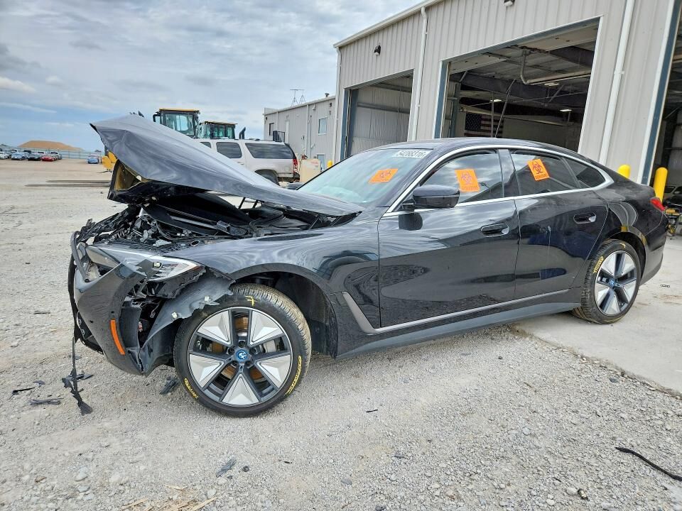 2023 BMW i4