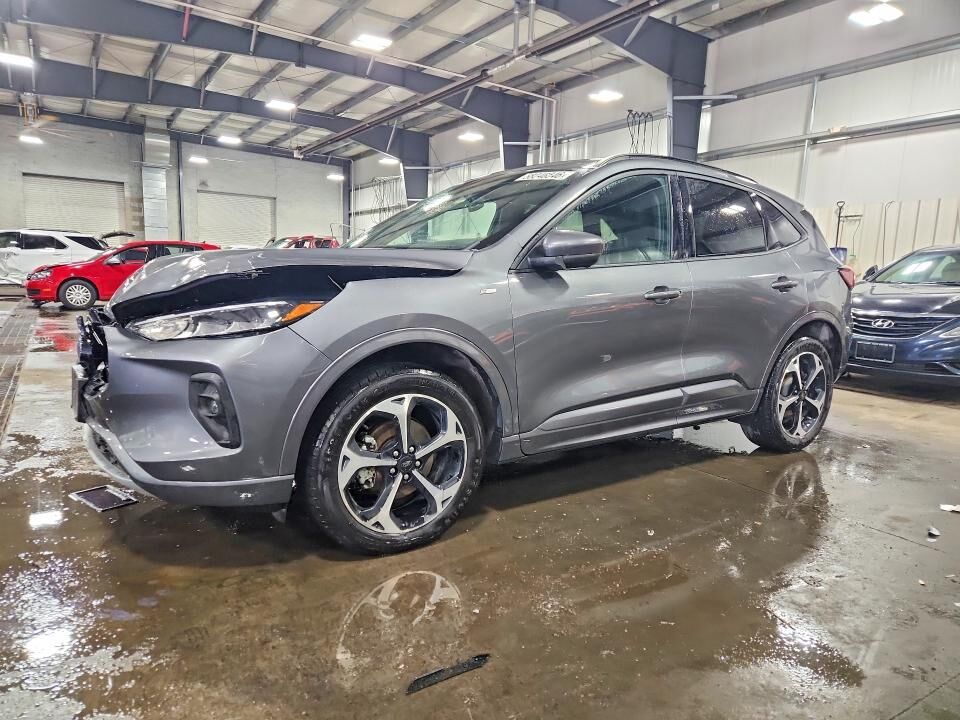 2024 FORD Escape