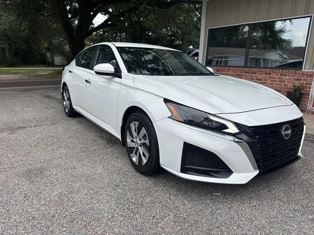 2023 NISSAN Altima