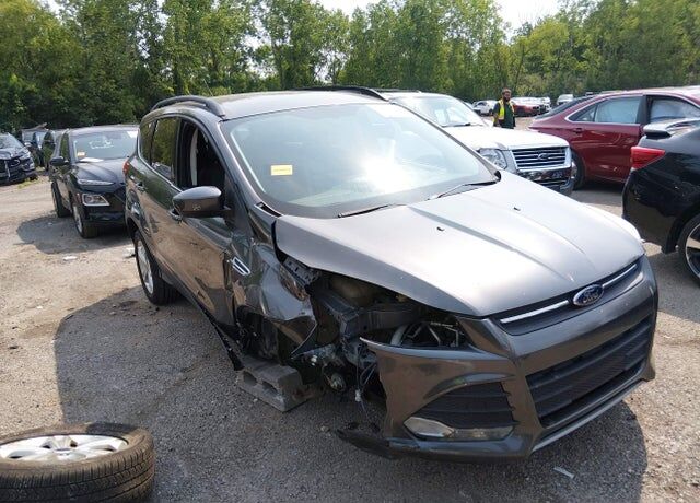 2015 FORD Escape