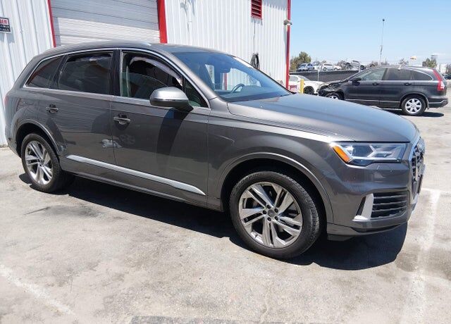 2020 AUDI Q7