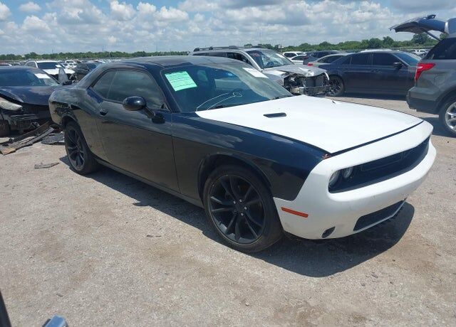 2016 DODGE Challenger