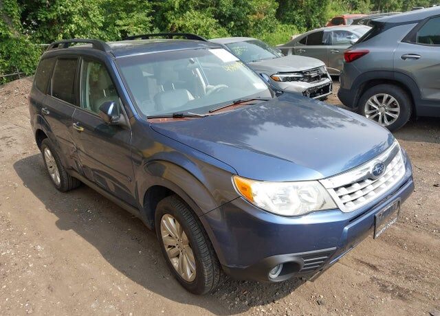 2013 SUBARU Forester