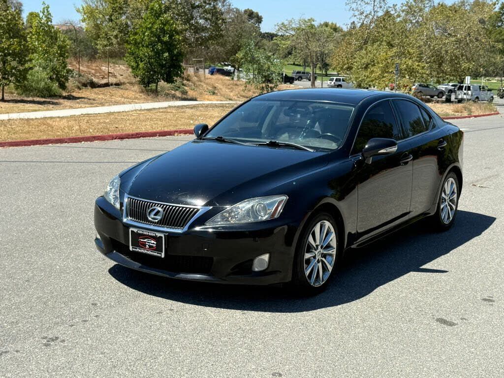 2010 LEXUS IS