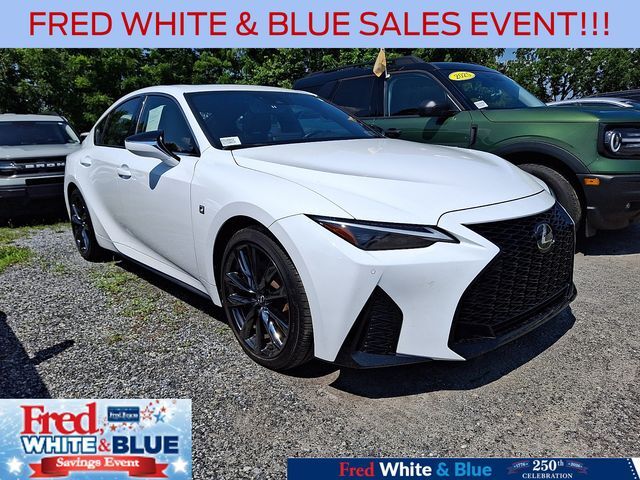 2023 LEXUS IS