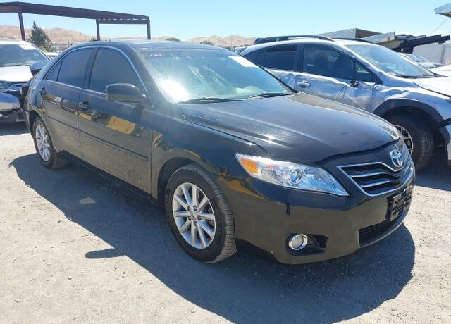 2010 TOYOTA Camry