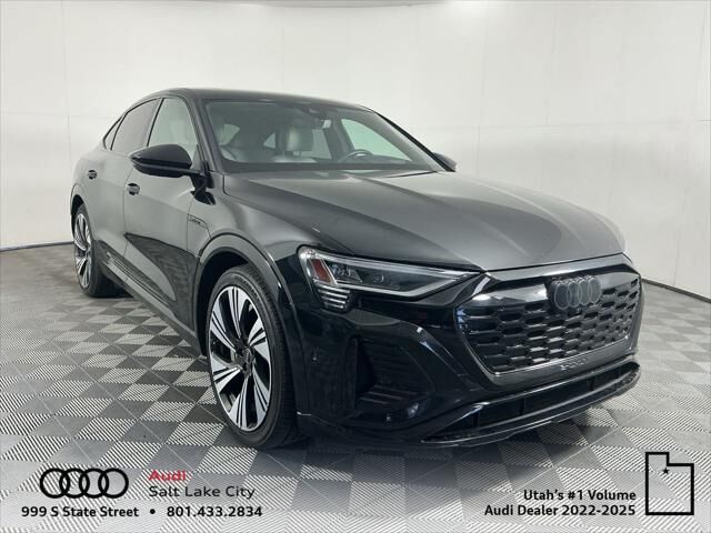 2024 AUDI Q8