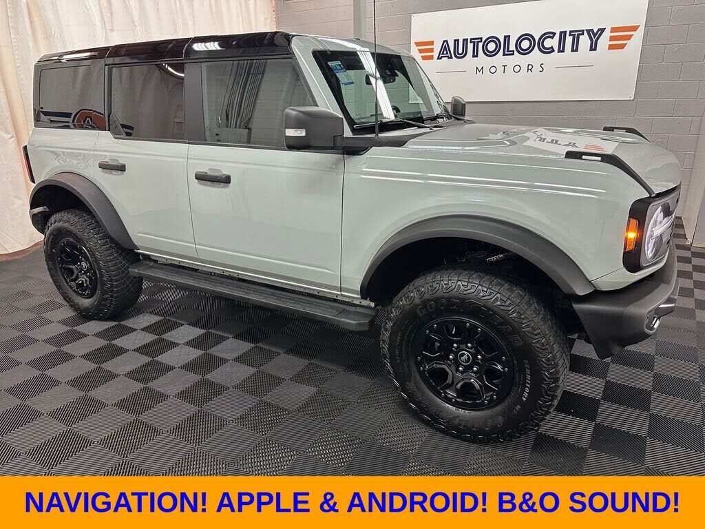 2024 FORD Bronco
