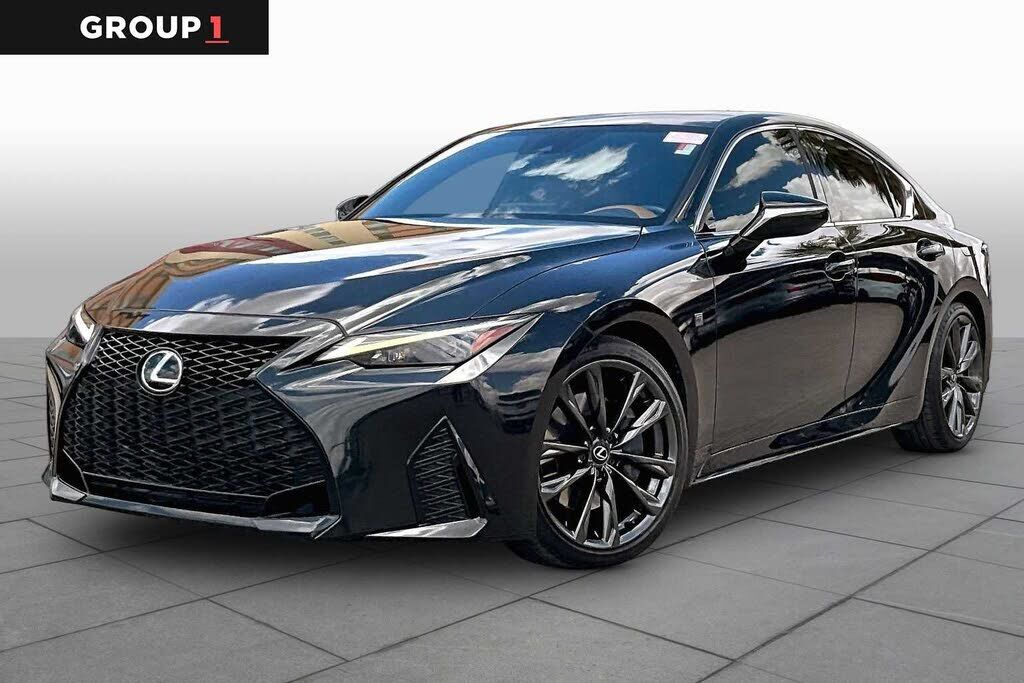 2024 LEXUS IS
