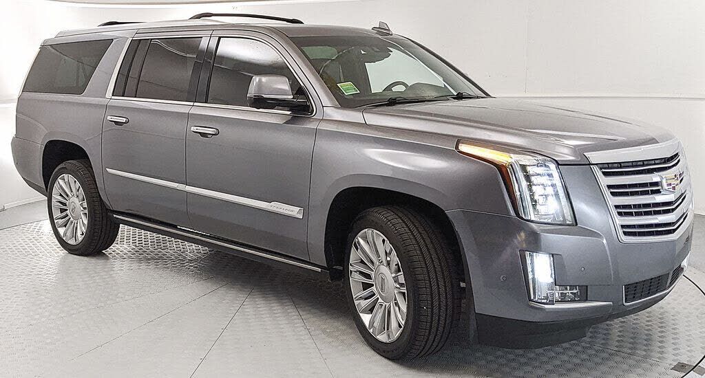 2019 CADILLAC Escalade ESV