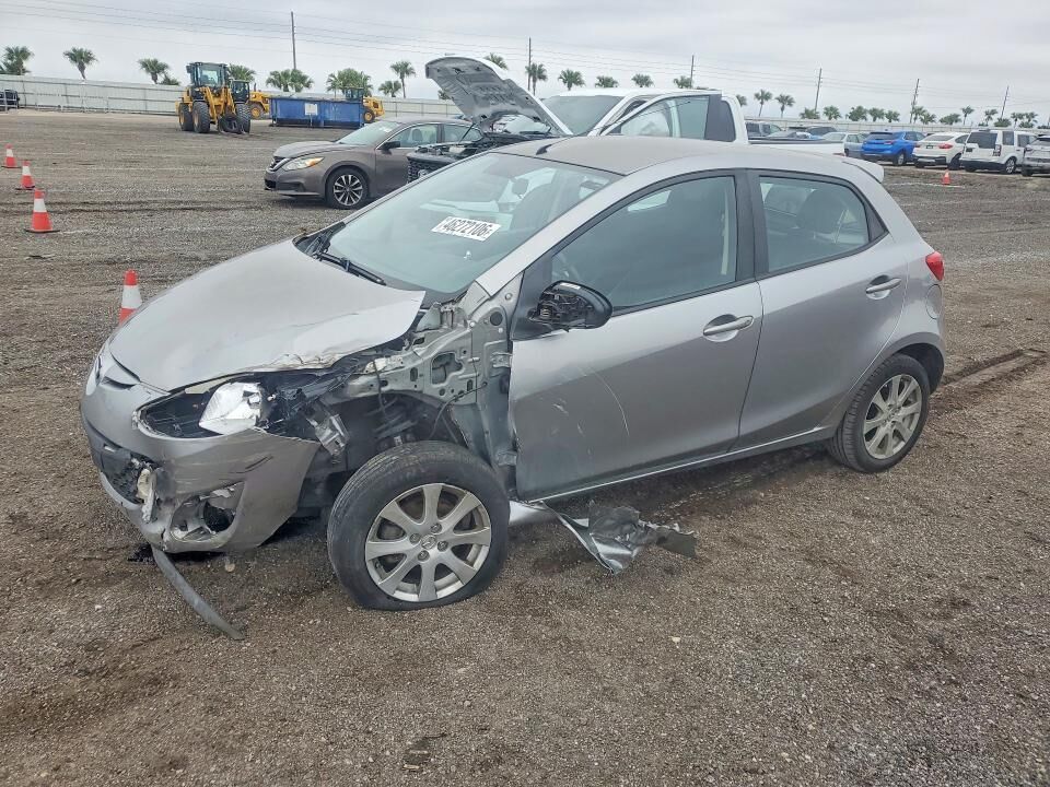 2012 MAZDA Mazda2