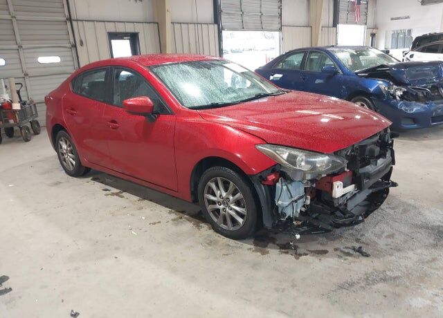 2014 MAZDA Mazda3