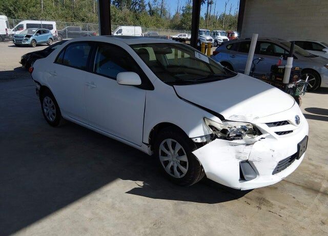 2011 TOYOTA Corolla