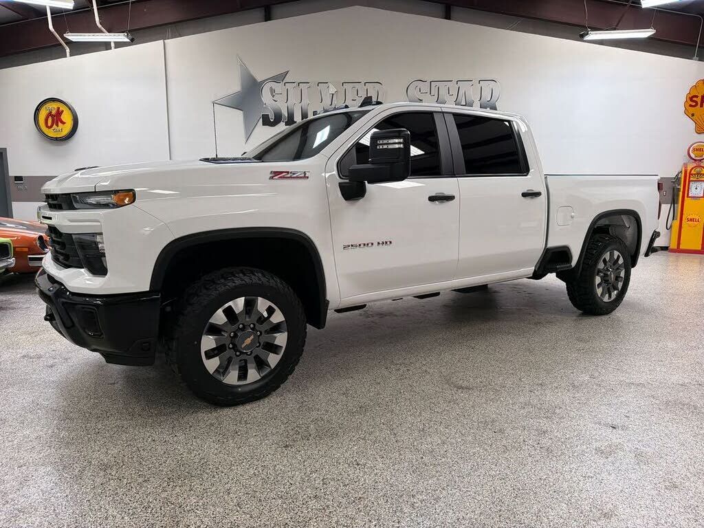2024 CHEVROLET Silverado HD