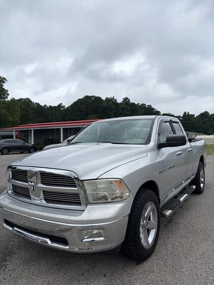 2012 DODGE Ram