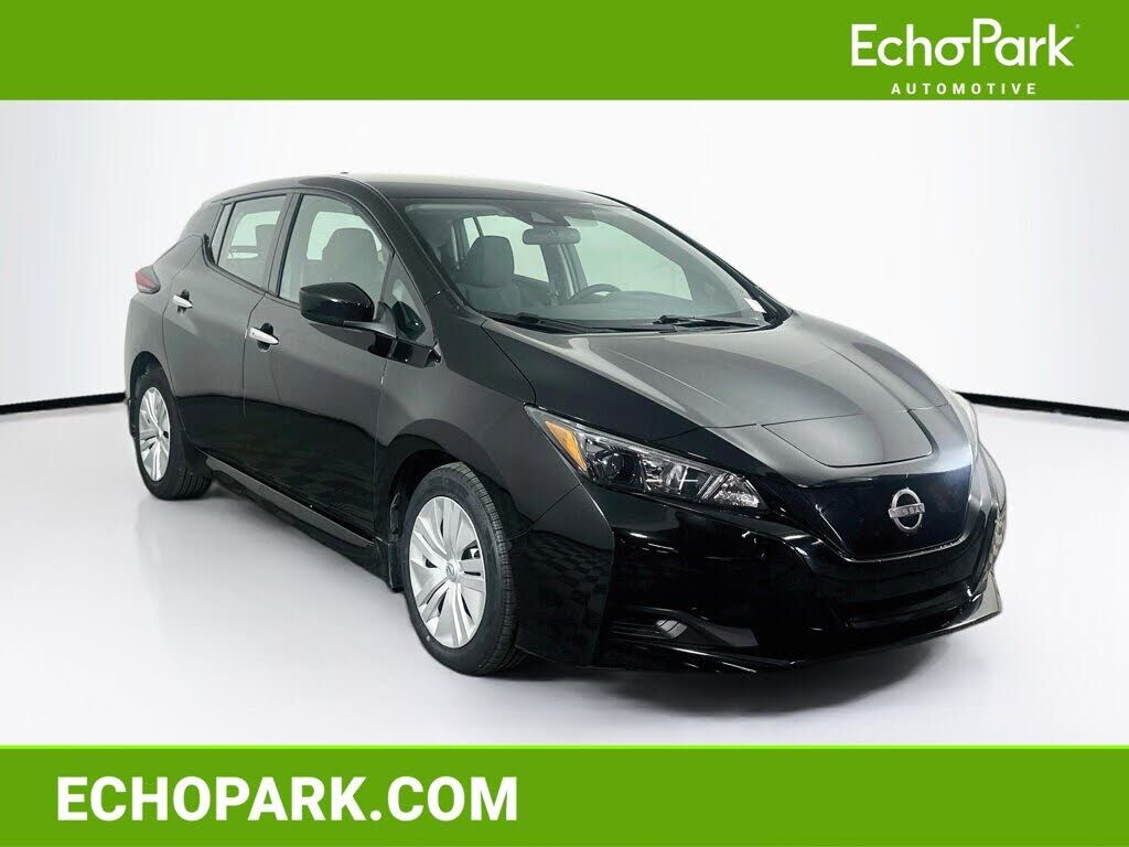 2024 NISSAN Leaf