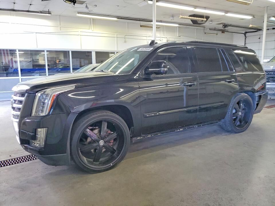 2016 CADILLAC Escalade