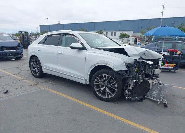 2024 AUDI Q8