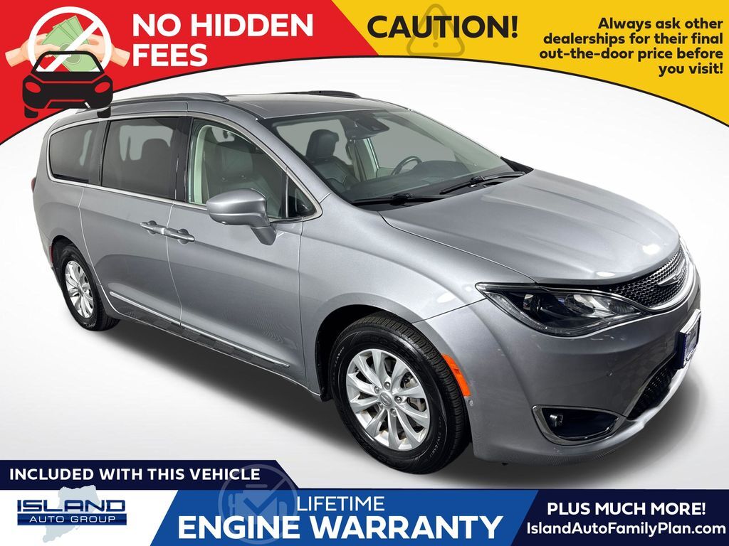 2019 CHRYSLER Pacifica