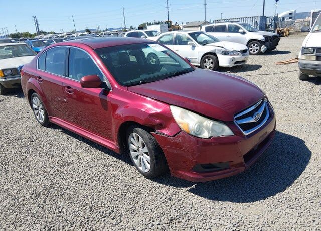 2010 SUBARU Legacy