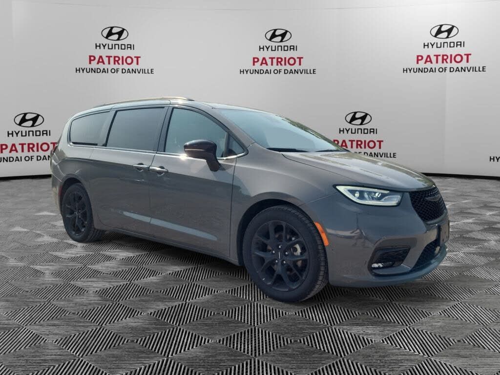 2025 CHRYSLER Pacifica