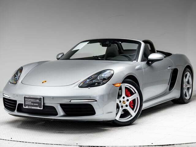 2017 PORSCHE Boxster