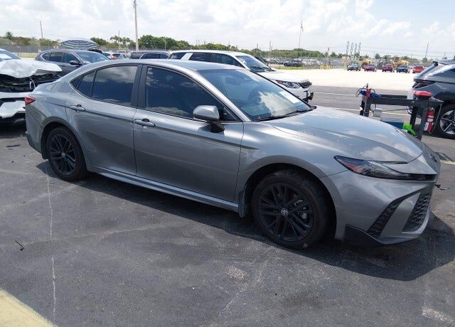 2025 TOYOTA Camry
