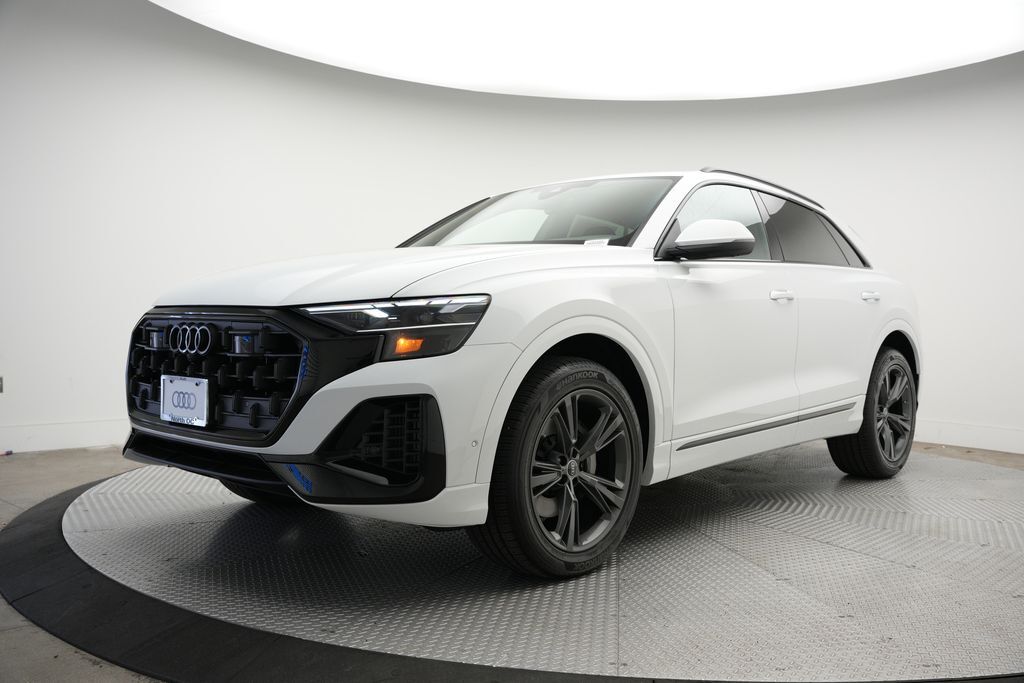 2026 AUDI Q8