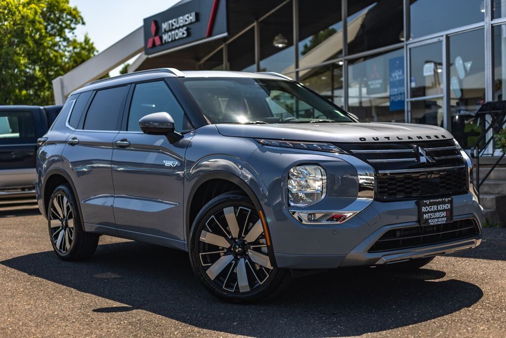 2026 MITSUBISHI Outlander