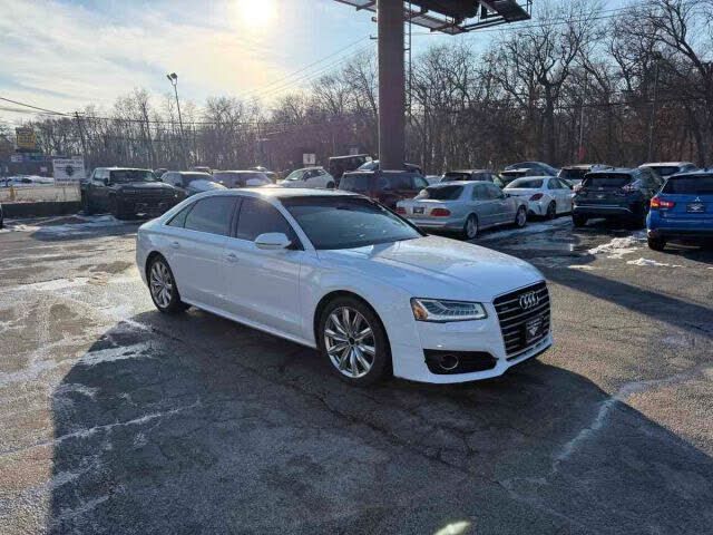 2016 AUDI A8