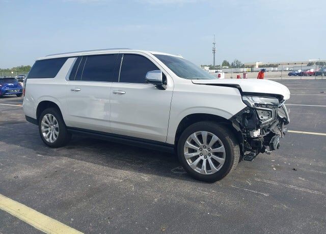 2021 CHEVROLET Suburban