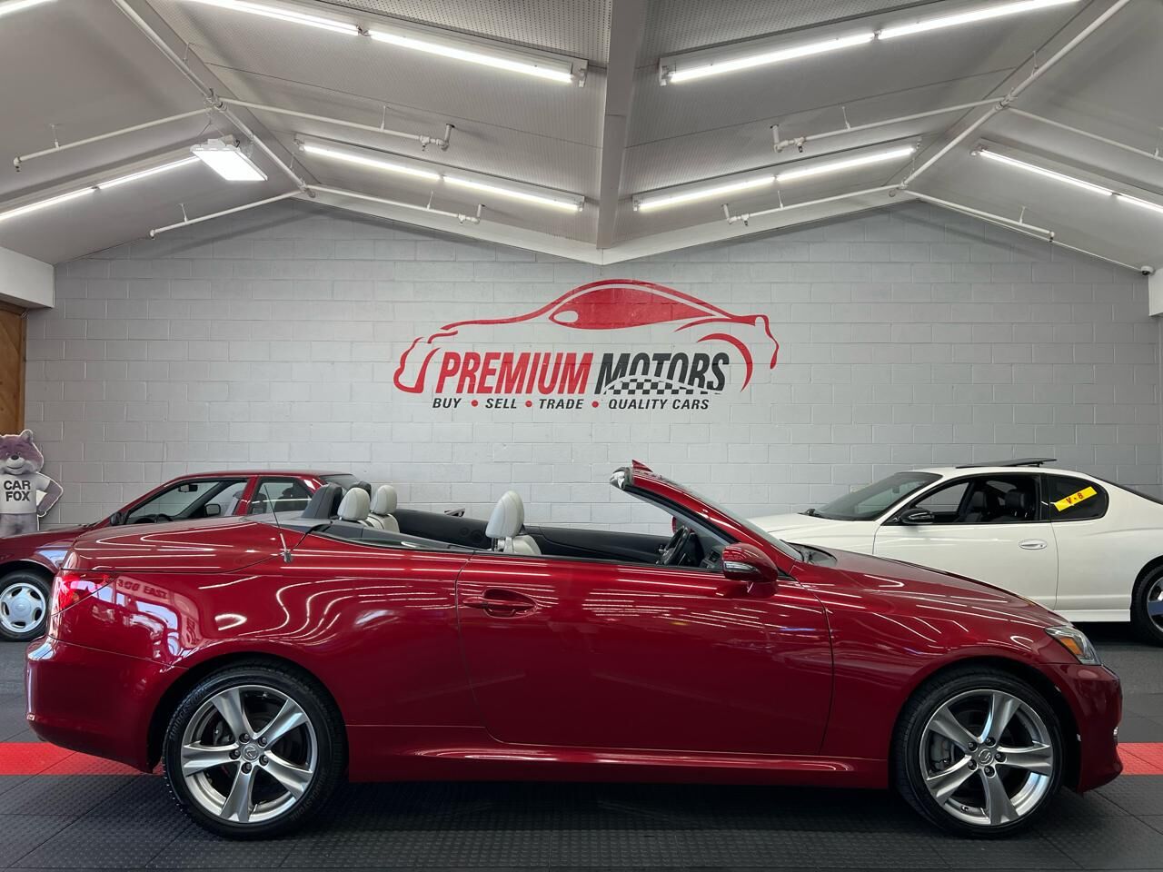 2012 LEXUS IS