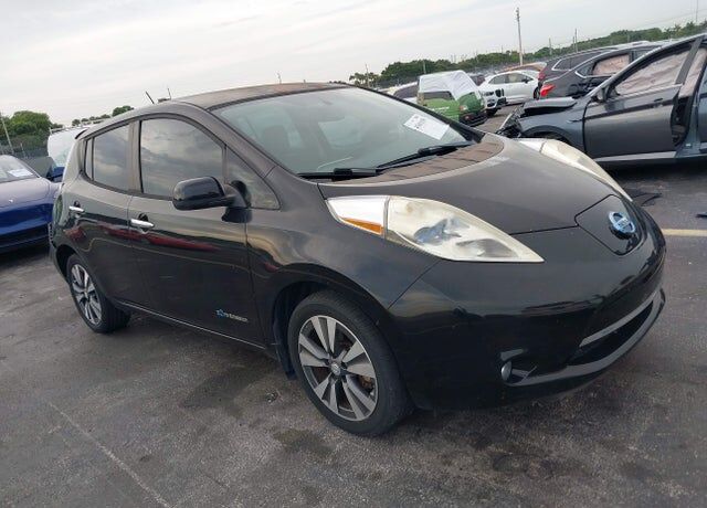 2015 NISSAN Leaf