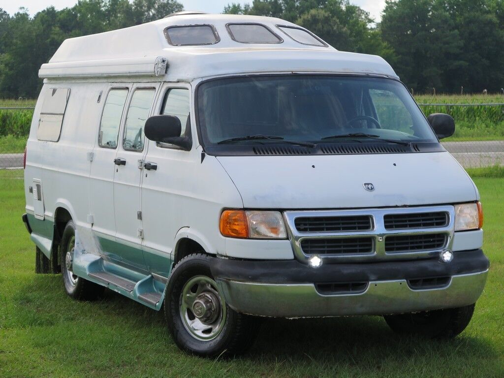 Dodge Ram Van