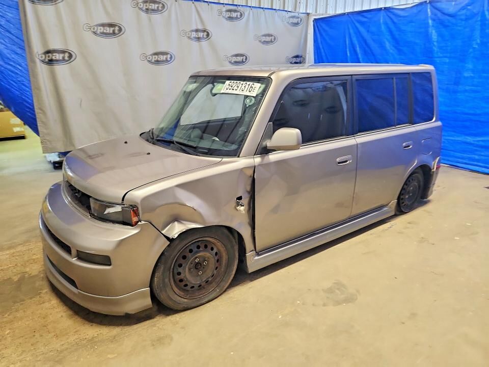 2005 TOYOTA SCION
