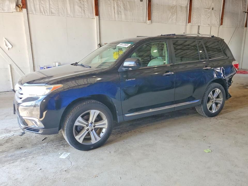 2011 TOYOTA Highlander