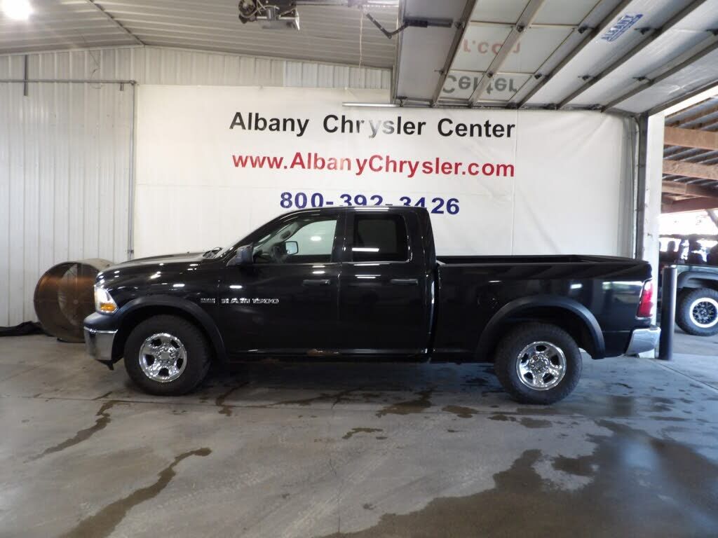 2011 DODGE Ram